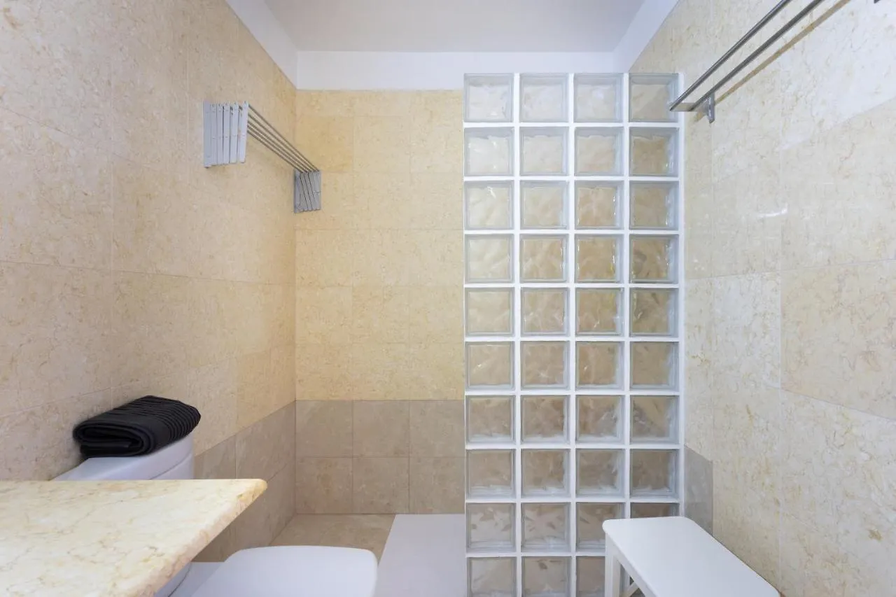 Apartmán Home2Book Charming Studio Santa Cruz City Views